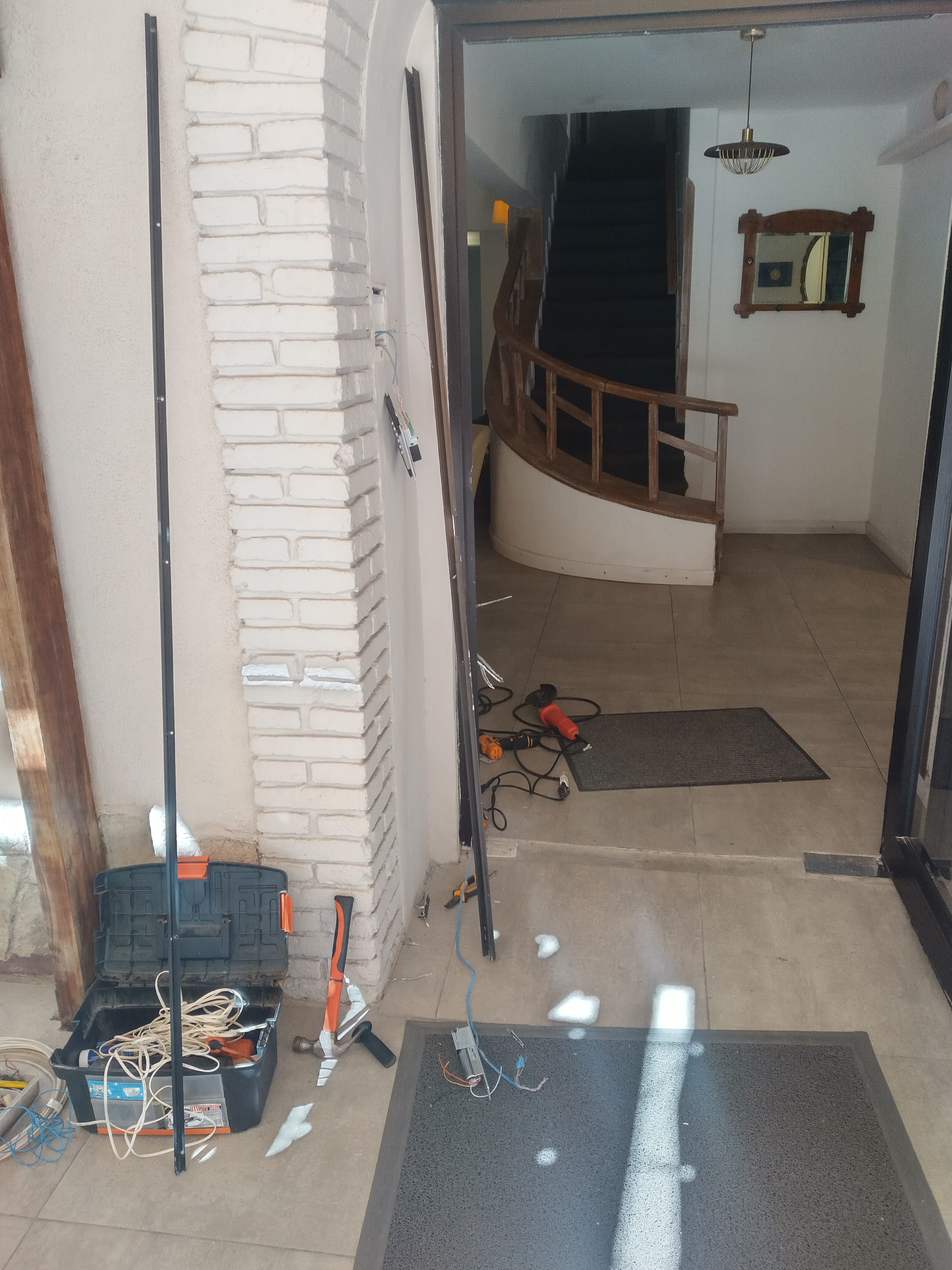 Instalación eléctrica residencial realizada en Piriápolis por técnico calificado
